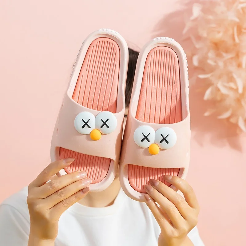 

New Summer Slippers Domestic Indoor Bathroom Bath Slip-resistant Wear-resistant Soft Bottom Couples Sandals Slippers Women Men
