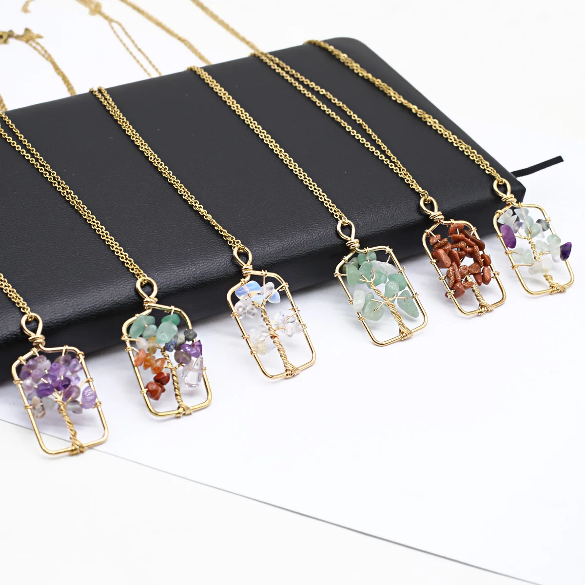 

Tree of Life Natural Stone Pendant Necklace Winding Natural Fluorite Necklace for Making DIY Jewerly Party Gift Length 40cm