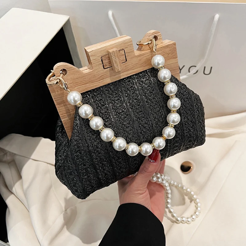 

Роскошная дизайнерская соломенная сумка на плечо с жемчужной цепочкой для женщин, Новинка лета 2022, модные женские пляжные сумки, богемные д...