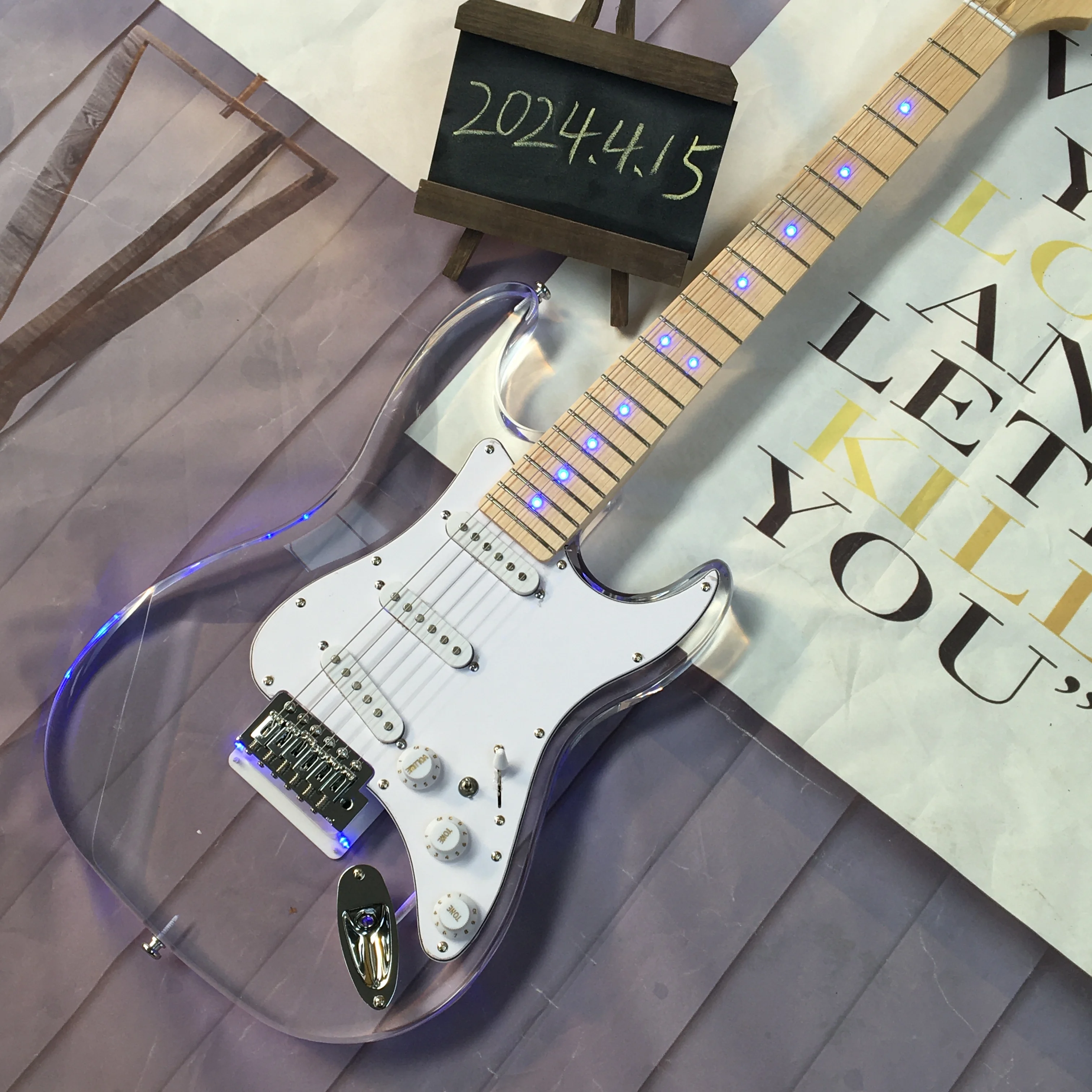 2024 ST Акриловая электрическая гитара SSS хромированная фурнитура бесплатная