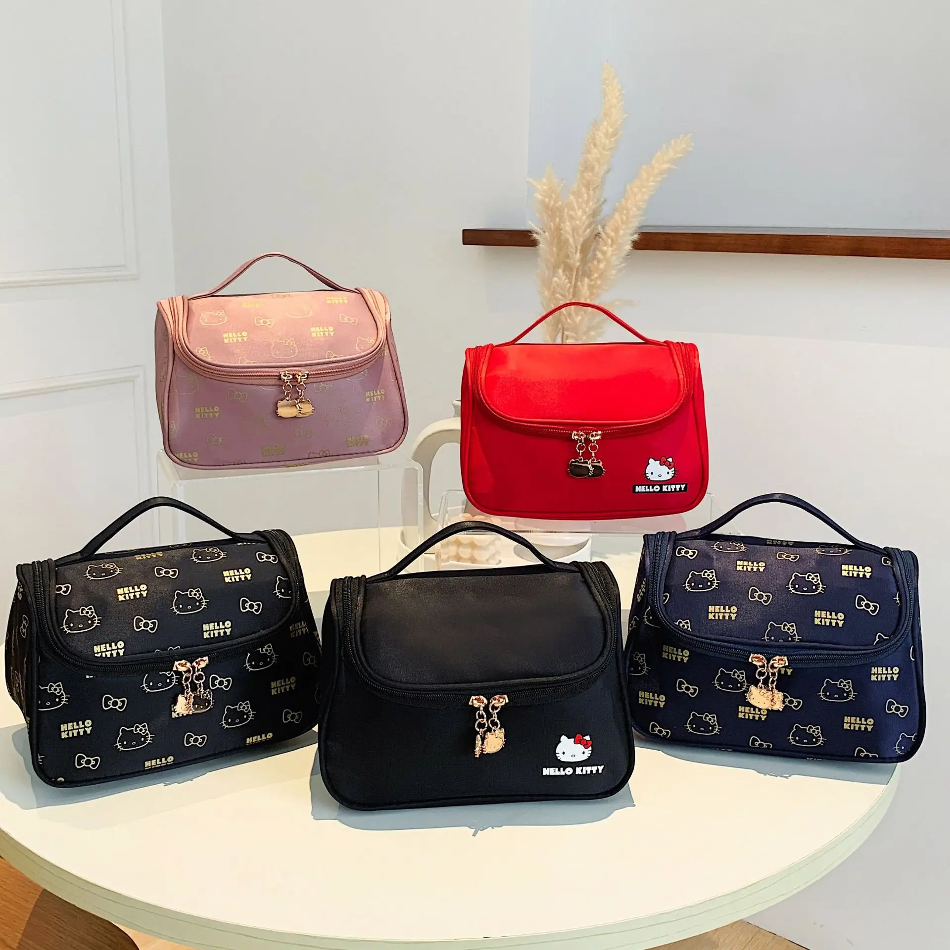 

Kawaii Sanrio Hello Kitty Cute Cartoon Ladies Handbag Genuine Authorized Large Capacity Cosmetic Bag Multifunctional Storage Bag