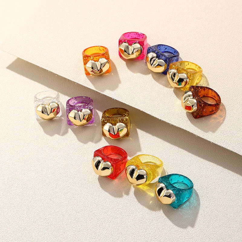 

Vintage Gold Color Big Heart Rings For Women Trendy Geometric Square Acrylic Finger Rings Girls Couple Party Jewelry Gifts