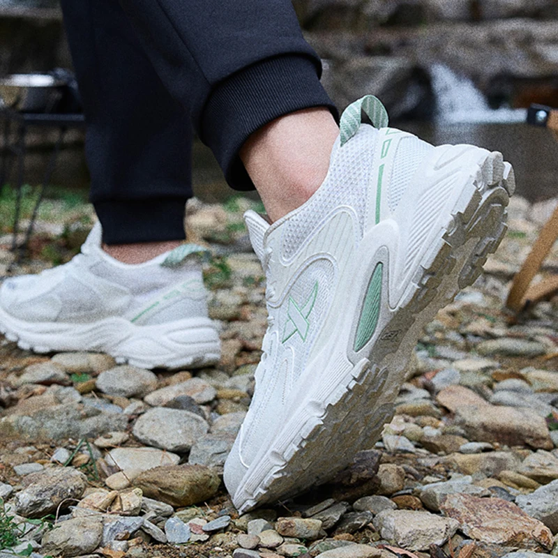 Xtep Juechen 3.0 Running Shoes For Men Breathable Mesh Jogging Men's Sports Shoes Vintage Leisure Male Sneakers 877119110025