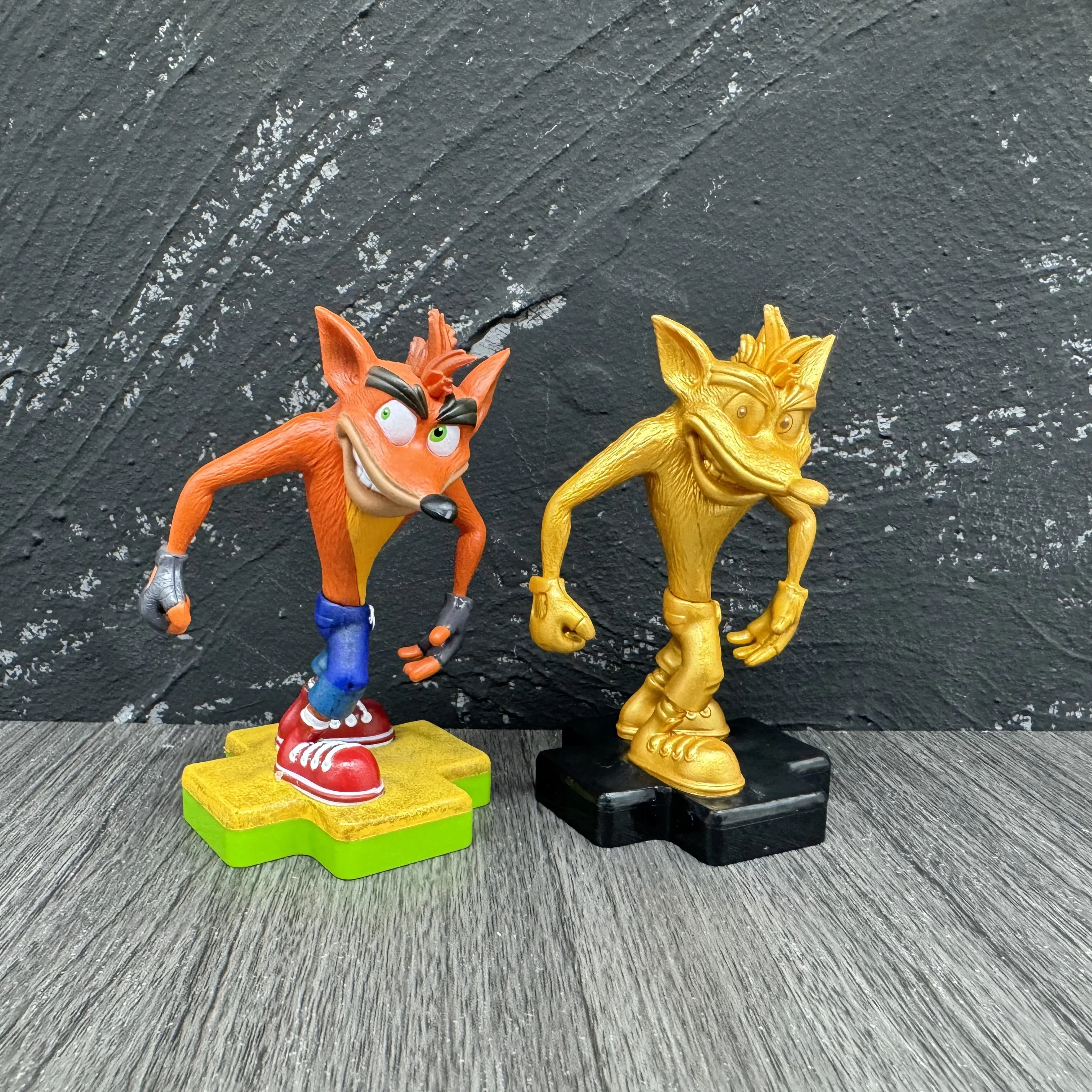 Аварийная фигурка Bandicoot, модель Totaku, игрушки для детей и взрослых, коллекционный подарок, оригинальный цвет, золото, 10 см (art.: 3920c8e72be76) - 3920c8e72be76