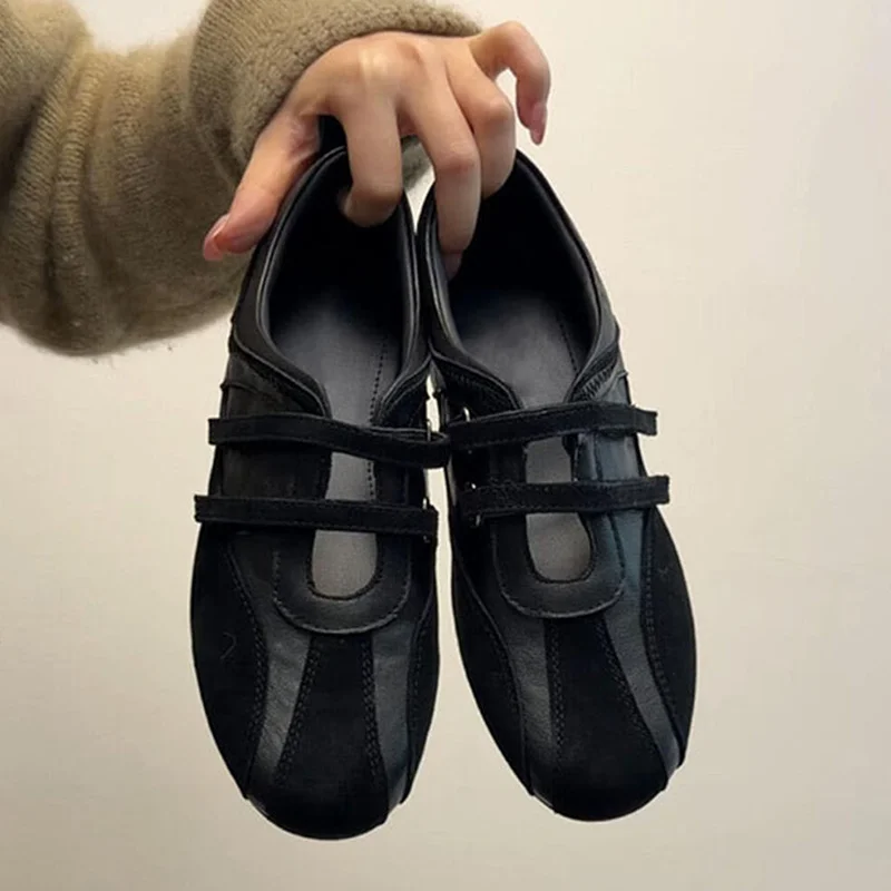 Фото Женские спортивные туфли-балетки, модные повседневные летние кроссовки, мягкие кеды, новинка 2026 года, удобные лоферы для бега, женская обувь №2