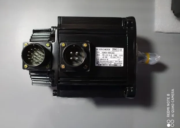 SGMGH-09ACA61 Новый серводвигатель SGMGH 09ACA61