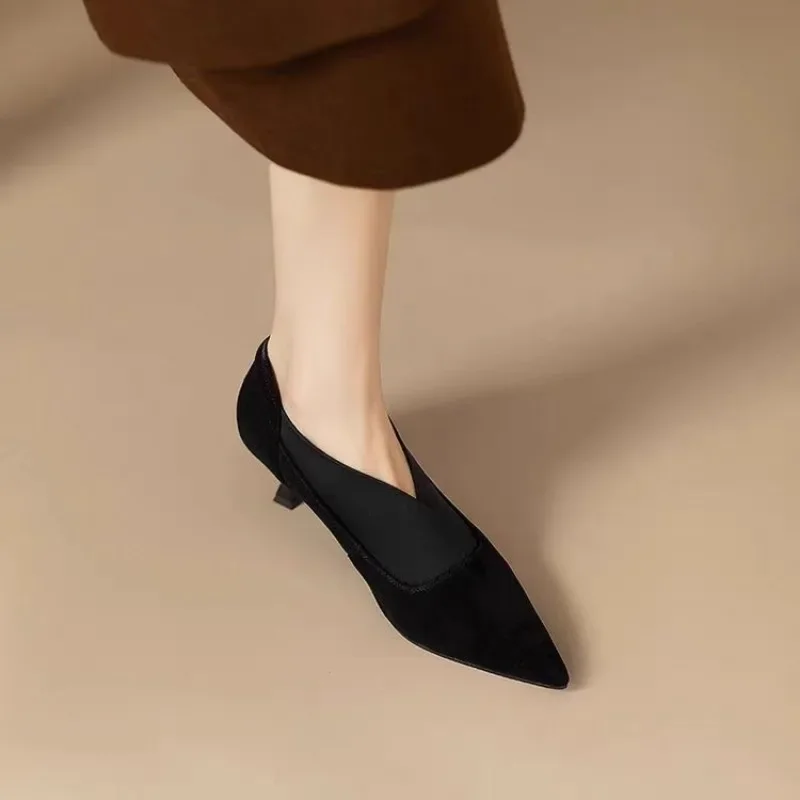 Женские ботильоны с острым носком туфли на среднем каблуке элегантные тонкие