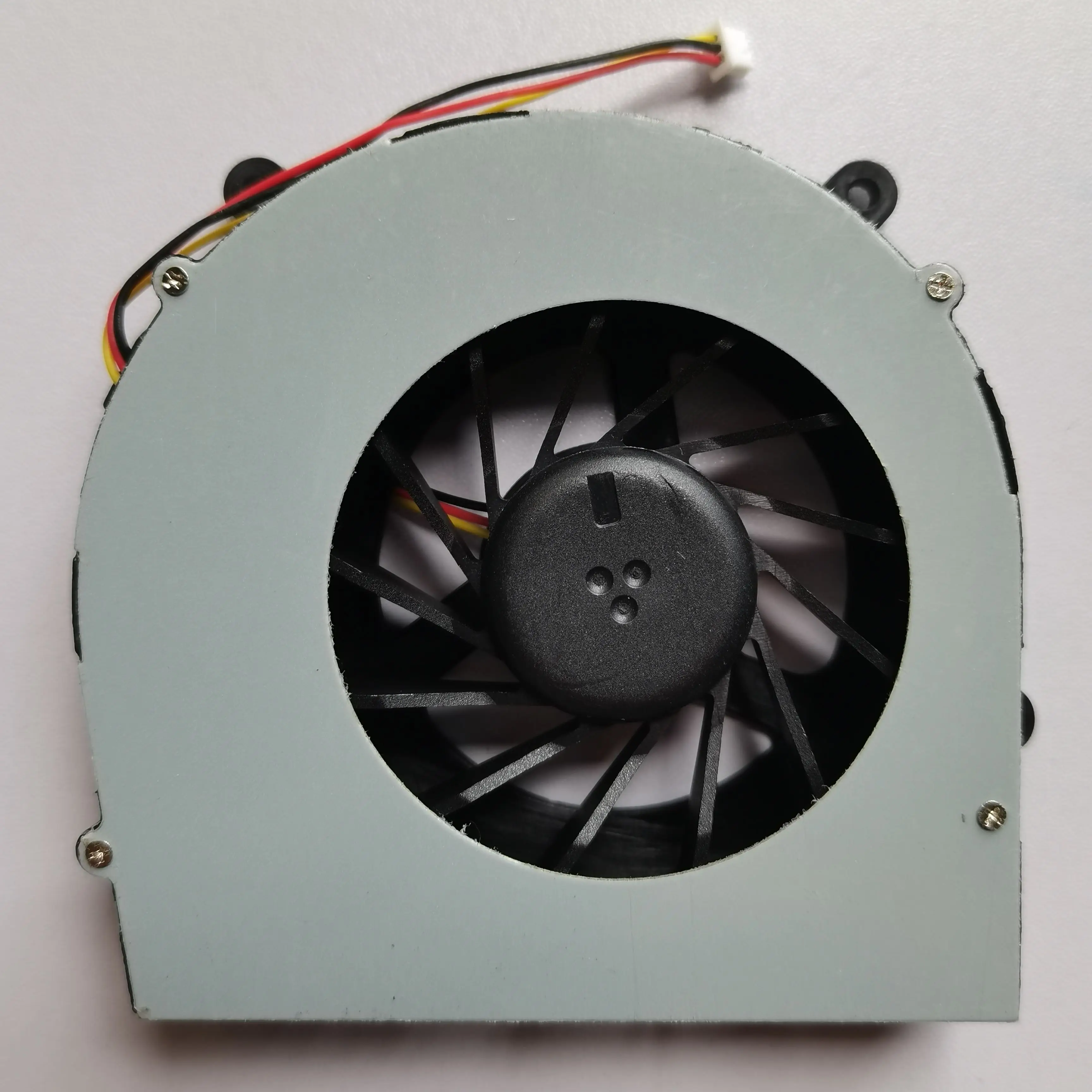 

Графический вентилятор Lerrans Force X511 X611 X711 X811 P150 P170 P370 P350 P570