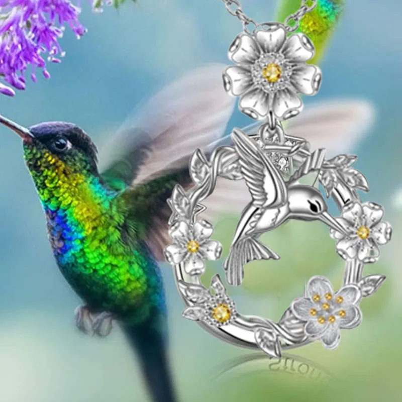 

Hummingbird Flower Necklace Men's Women's Round Pendants Exquisite Creative Jewelry for Women Exquisite Gift Jewelry