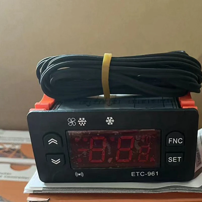 Фоторегулятор температуры и влажности 220 В датчик NTC