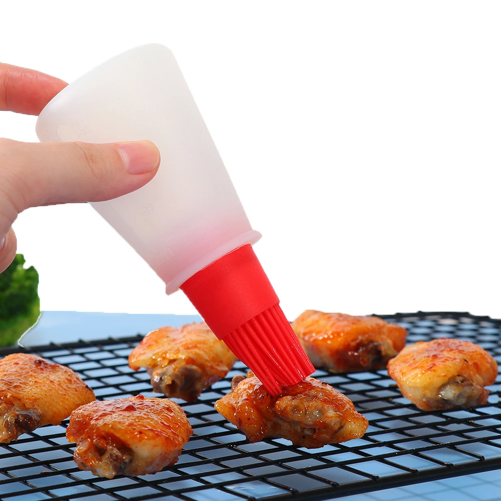 

Portable Silicone Oil Bottle with Brush Grill Oil Brushes Liquid Oil Pastry Kitchen Baking BBQ Tool Kitchen Tools 1PCS