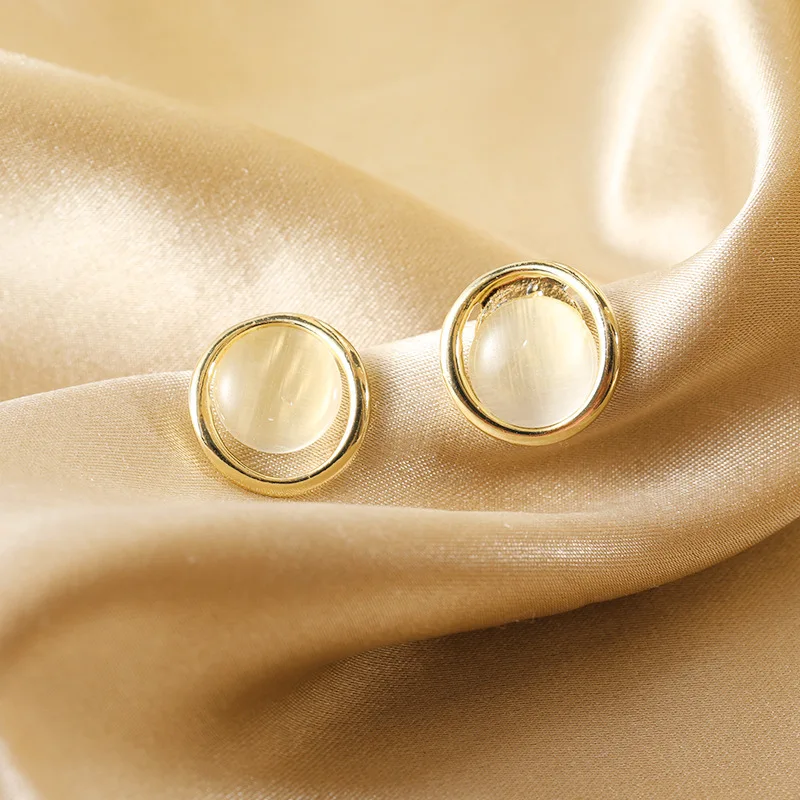 

Fashion Stud Earrings Opal Simple For Women Girls Metal Chain Jewelry Ladies Cute Trendy Gift Wedding Party