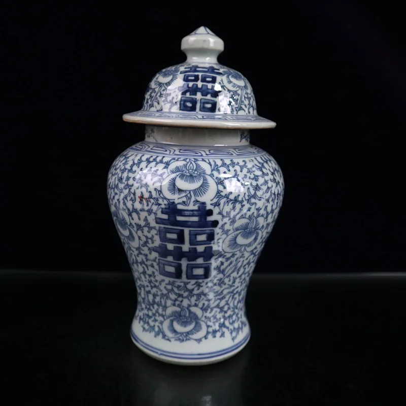 

Ceramic handicrafts antique antique antique antique blue and white double happiness lotus pattern general jar