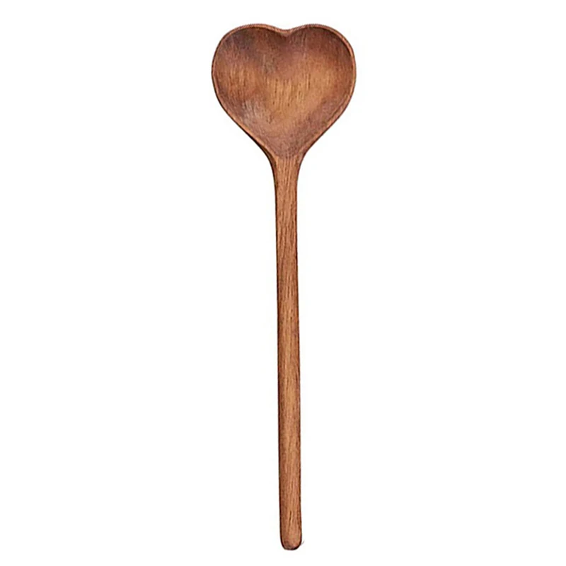 Деревянная сервировочная ложка в форме сердца