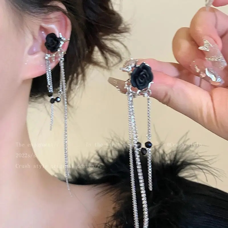 

Korean version long tassel rose ear clip female sweet cool Spice Girl retro fashion party temperament earless piercing earrings