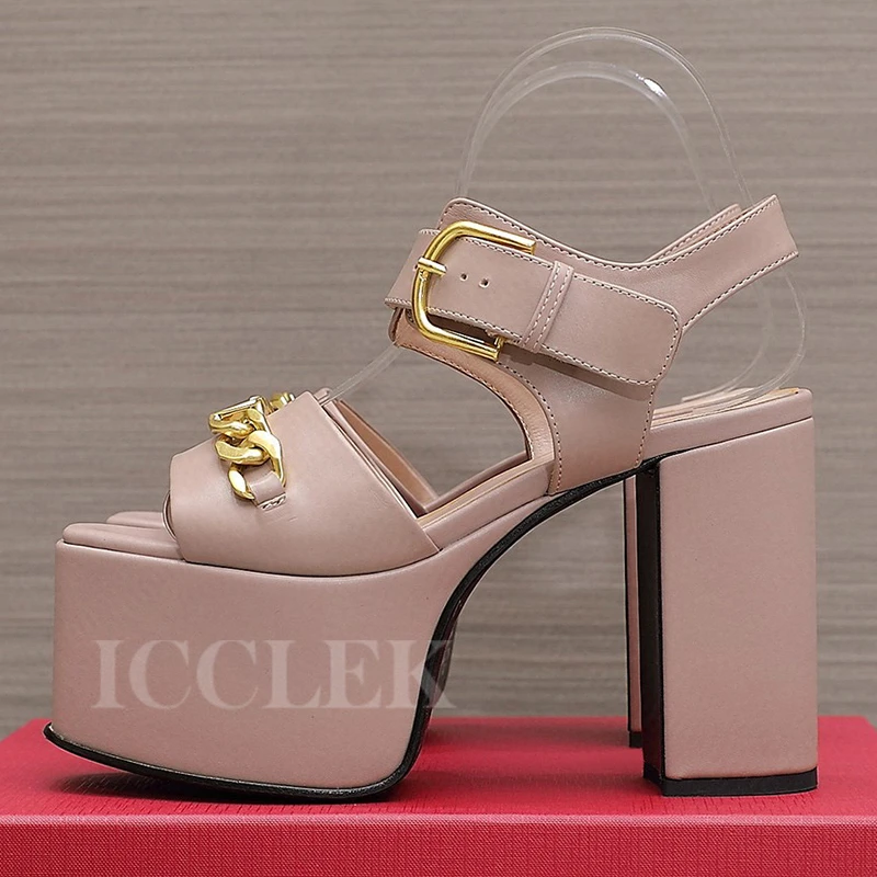 

2023 Summer Sandals Ladies New Metal Decor T-stage Walk Show Platform Super High Heels Top Level Craftsmanship Female Pumps