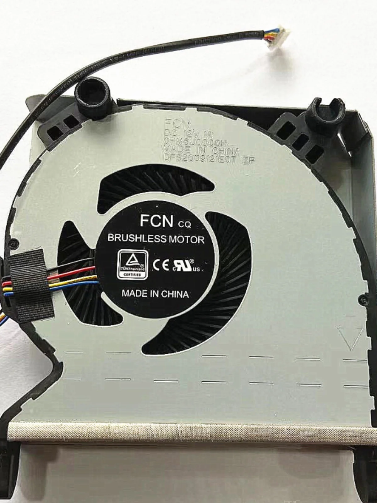 Фотообои ELITEDESK 400G6 800G6 TPC-Q072-DM