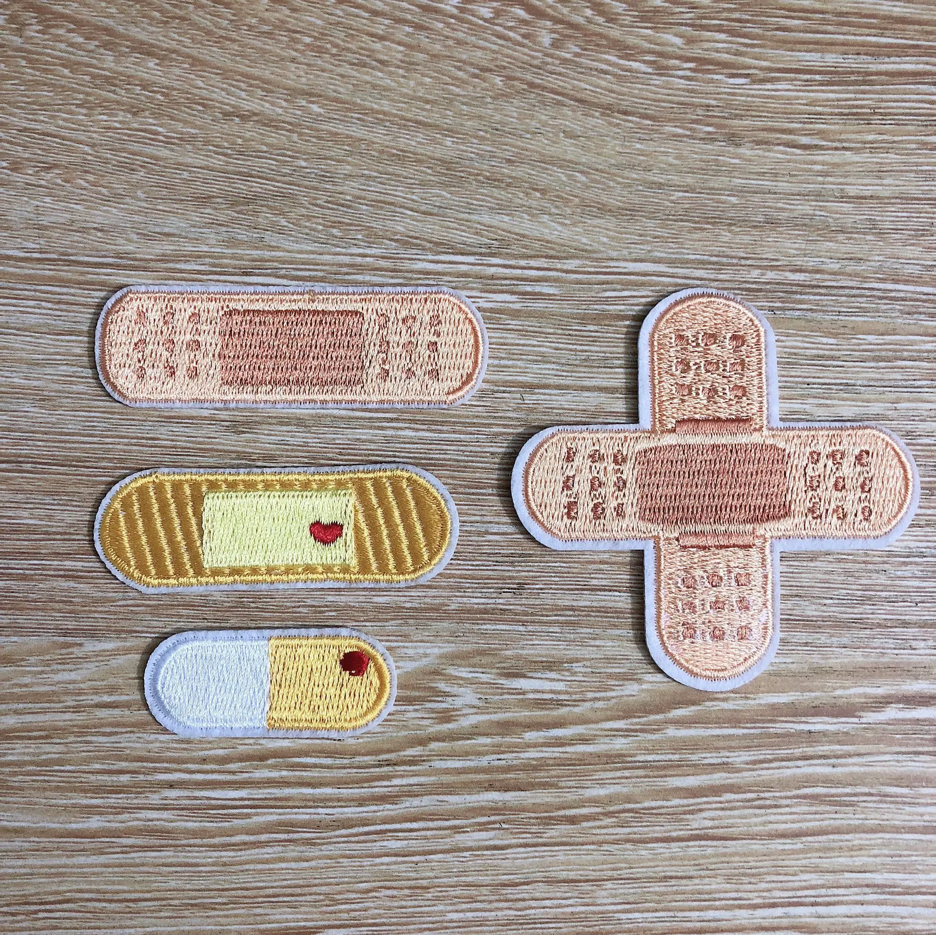 

10pcs Creative Cross Band-Aid Wound Patch Shape Applique Cartoon Iron On Embroidered Patches for Clothing Diy Sewing Sticker