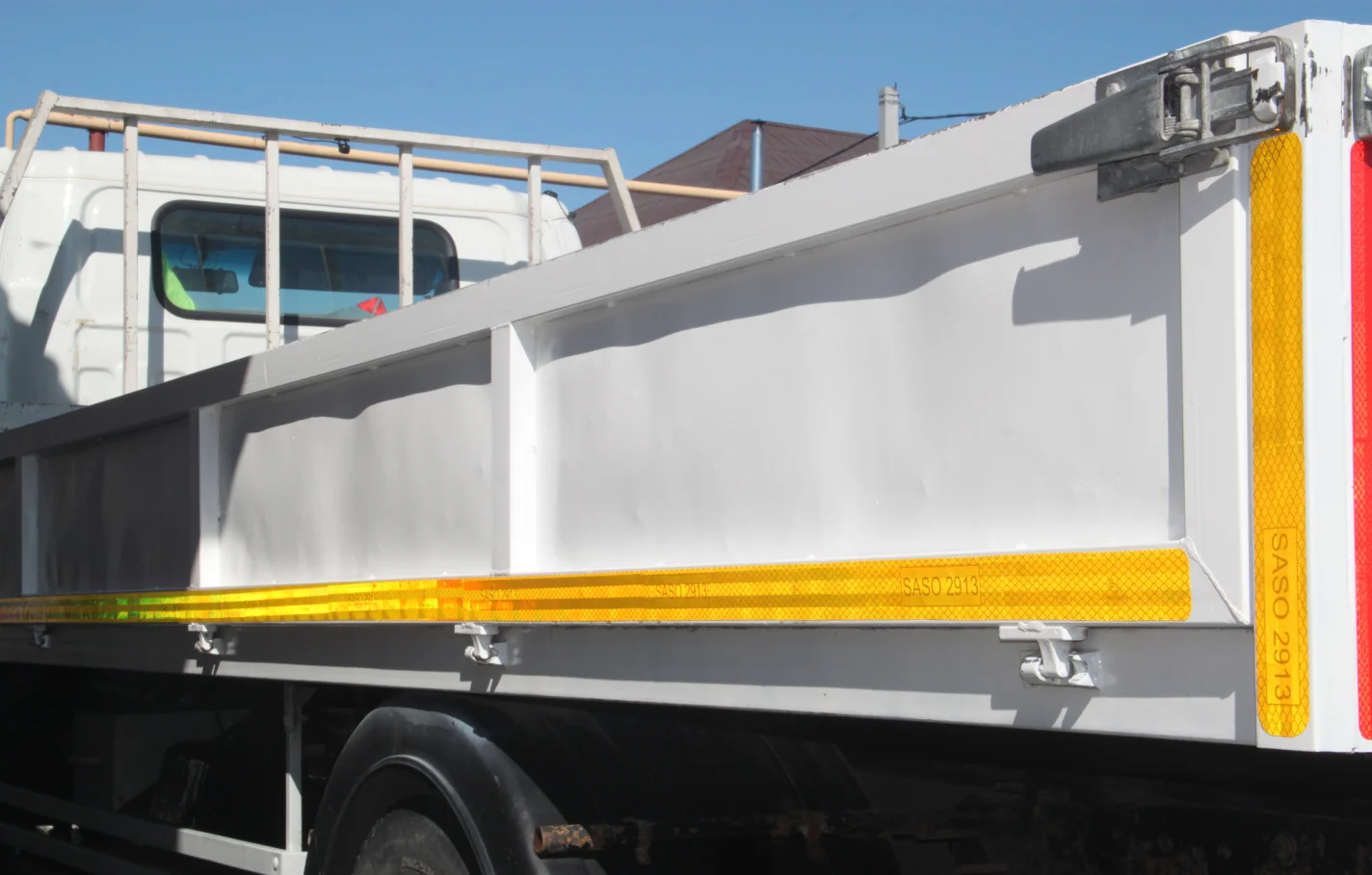 Рисунок 6 - Светоотражающие наклейки SASO 2913