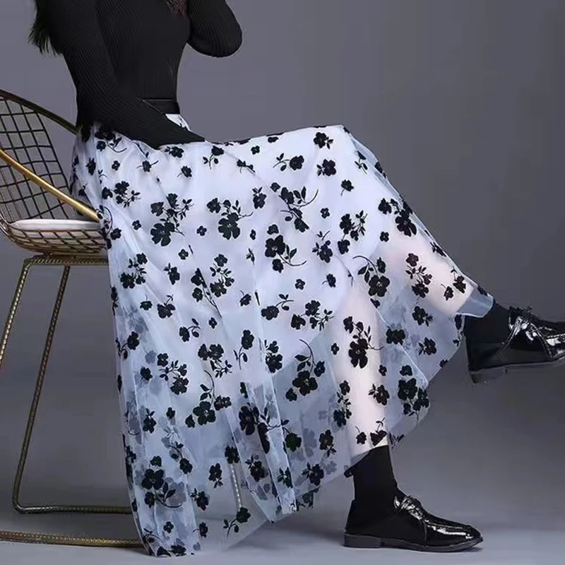 

Spring and Autumn New Flocking Skirt A-line Skirt Printed Mesh Skirt