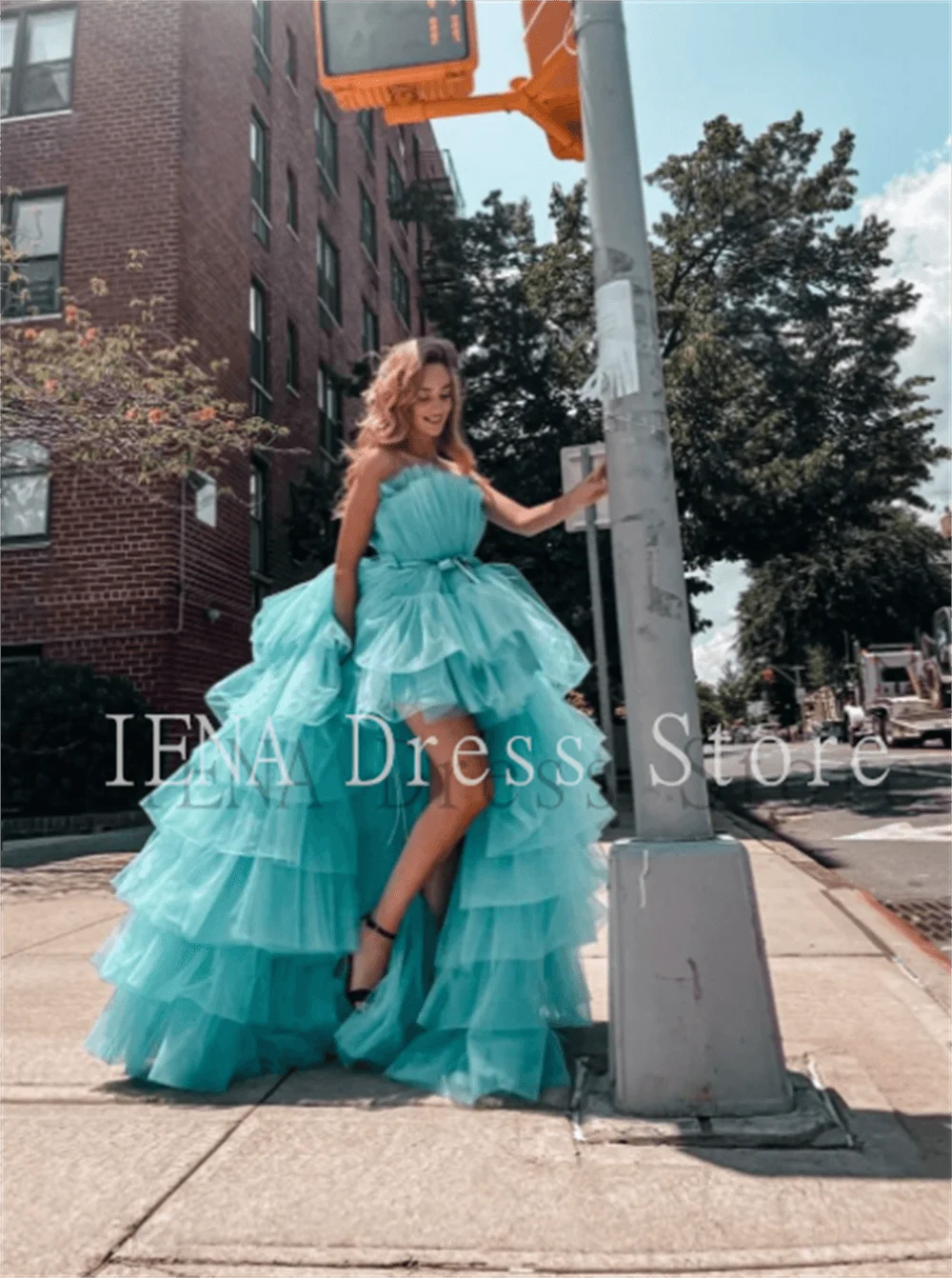 

14296#Tiffany Maxi Tulle Prom Dresses Strapless A-Line Tulle Tiered Short Front Long Back Girl Evening Party Gown for Graduation