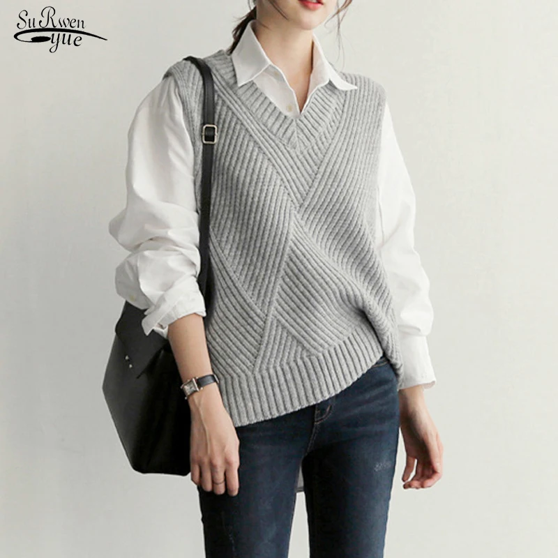 

2022 New Sweater Vest Woman Autumn Winter Loose Casual Jumper Knitted Sweater V-neck Sleeveless Vintage Vest Outer Wear 22975