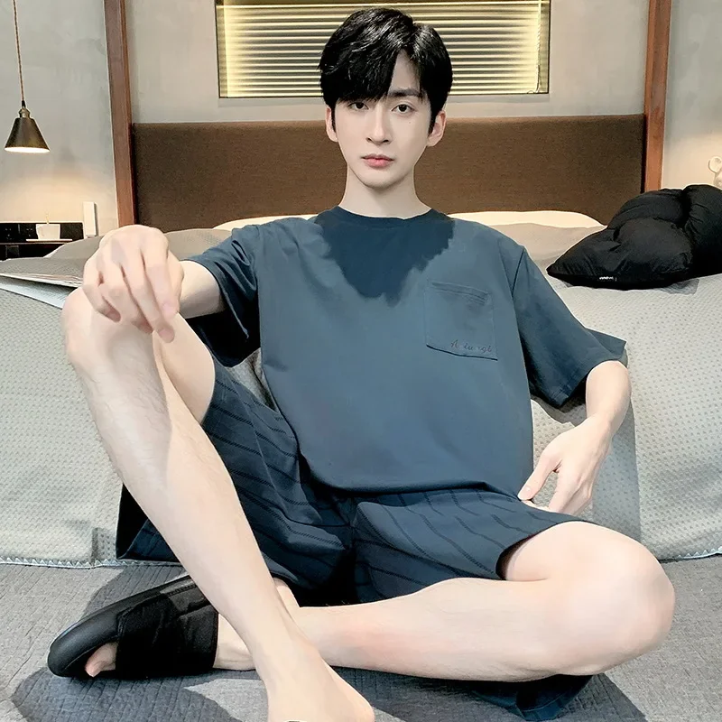 Пижама Мужская Летняя в полоску с коротким рукавом и круглым вырезом