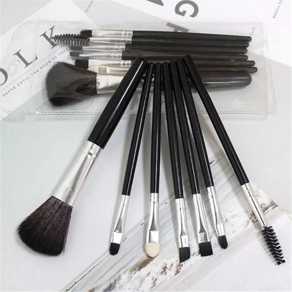 

7Pcs Black Makeup Brushes Set Professional Cosmetic Powder Eye Shadow Foundation Blush Lip Eyebrow Make Up Brushes Beauty Tool