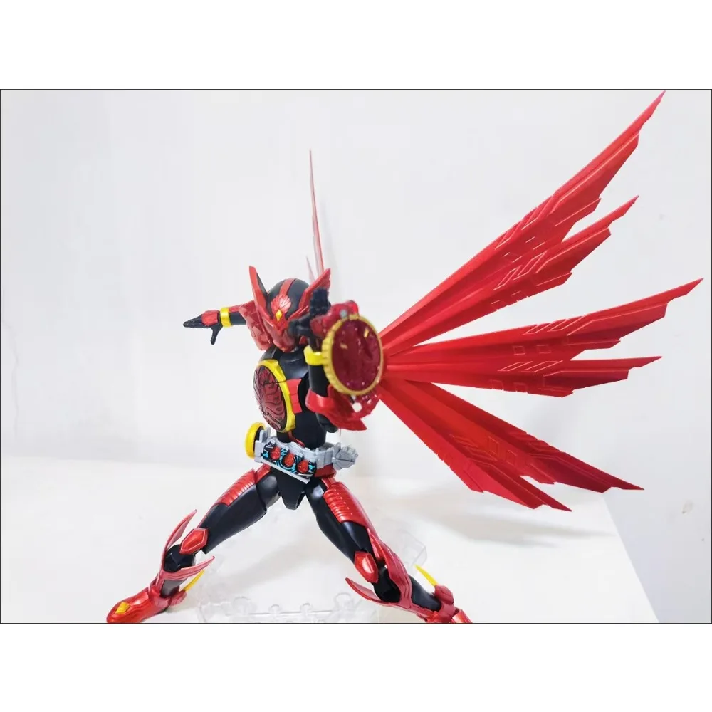 Фото Оригинальная фигурка Bandai Kamen Rider OOO, модель-конструктор Figure-rise Standard OOO Tatoba Combo, коллекционная модель, экшн-фигурка, детские игрушки №3