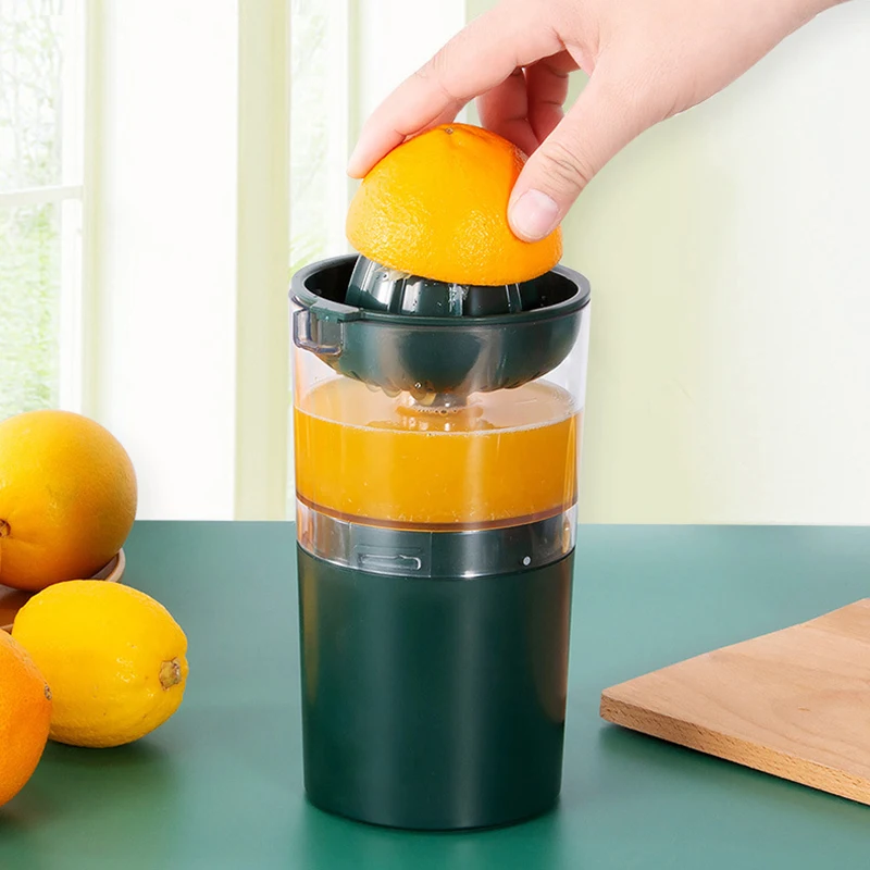 

Wireless Portable Juicer 250ml Electric Orange Lemon Fruit Squeezer Extractor USB Chargeable Juicer Fruit Press Machine for Home