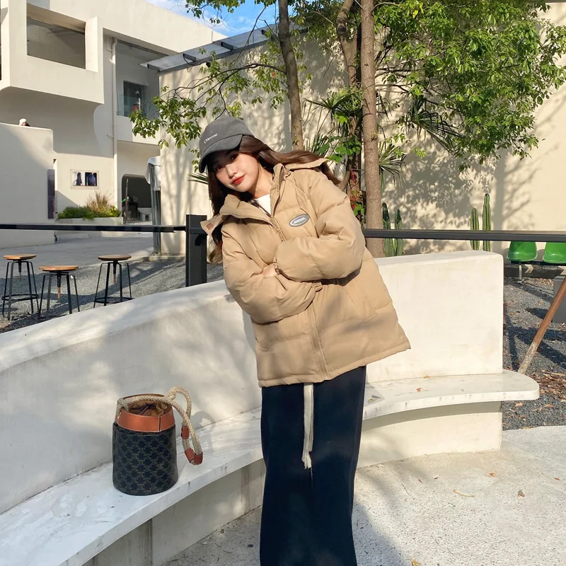 Down Jacket Female Short Paragraph 2022 Autumn and Winter New White Duck Down Loose Small Black Bread Clothes Winter