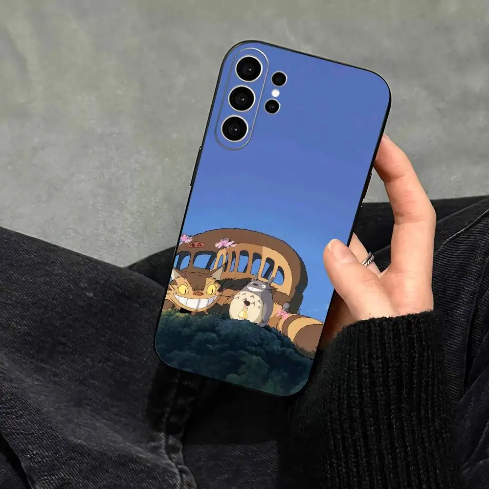 Фото Чехол для телефона «Мой сосед Тоторо» из мягкого черного силикона для Samsung S25, S24, S21, S22, S23, S30, Ultra, S20, Plus, Fe, Lite №2