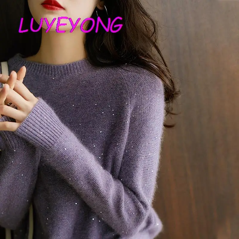 Женский пуловер с круглым вырезом сияющий однотонный фиолетового цвета длинными