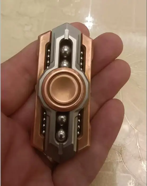 

second hand Mackey armored knight fingertip top
