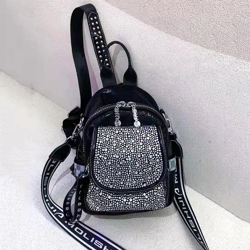 

2022 New Women's Backpack Split Leather Mochilas Para Mujer Fashion New Mini Backpack Female Rivet Diamond Ita Shoulder Bags