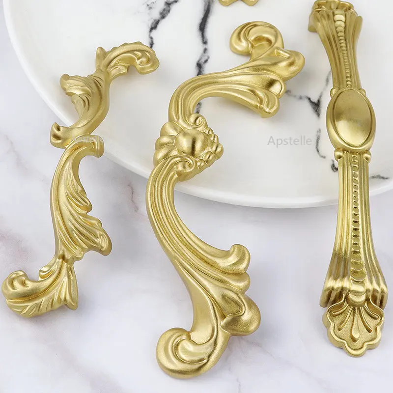 

Luxury Kitchen Cupboard Door European Cabinet Handles Drawer Pulls Brass Bedroom Decor Furniture Handles Hardware