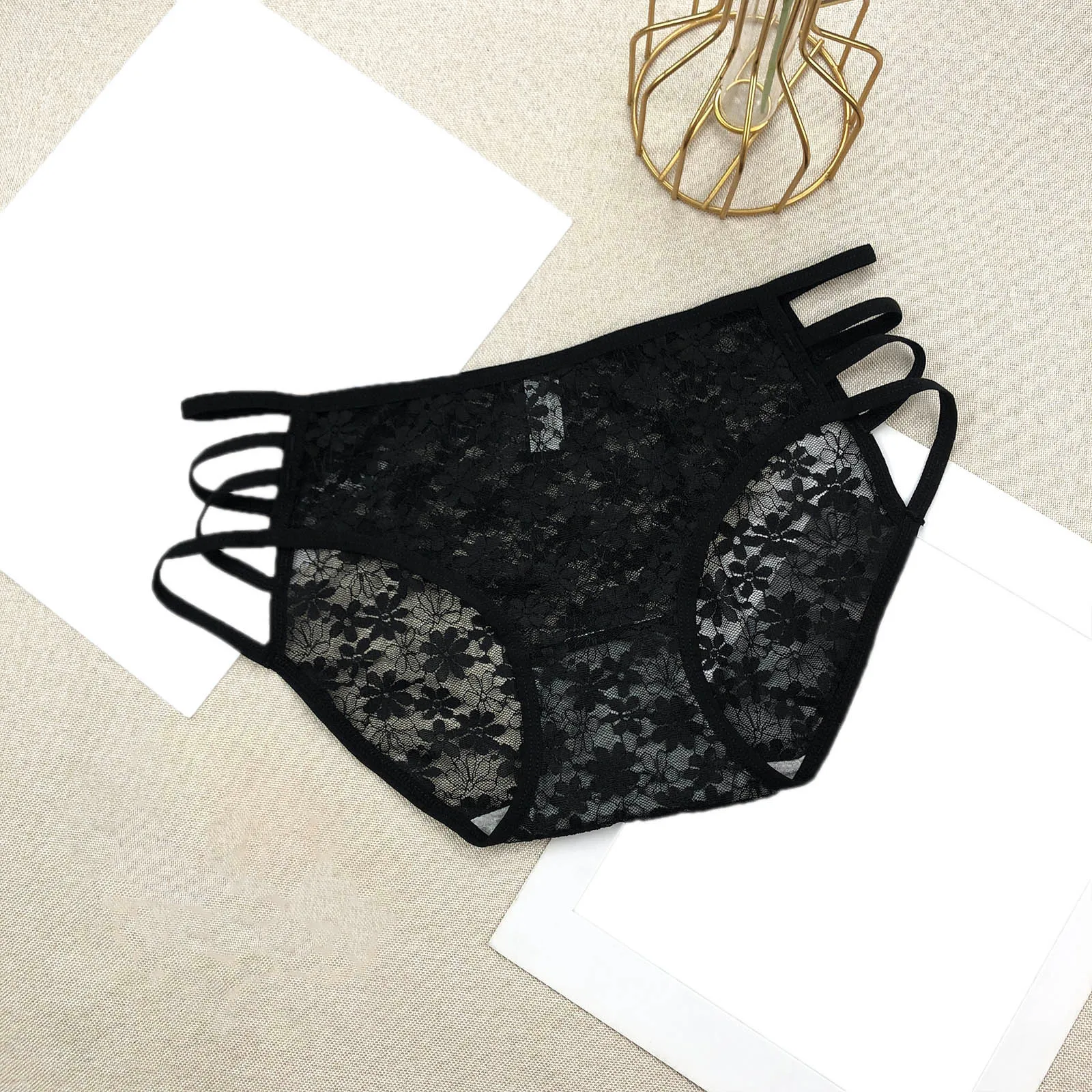 

Кружевное нижнее белье для женщин, дышащее сексуальное бикини, легкие мягкие сексуальные ажурные трусики, женские прозрачные трусики, нижн...
