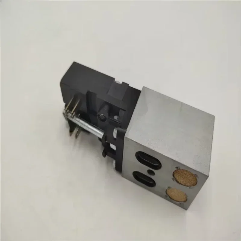 Клапан машины Roland R700 2625455 093K801640 700 900