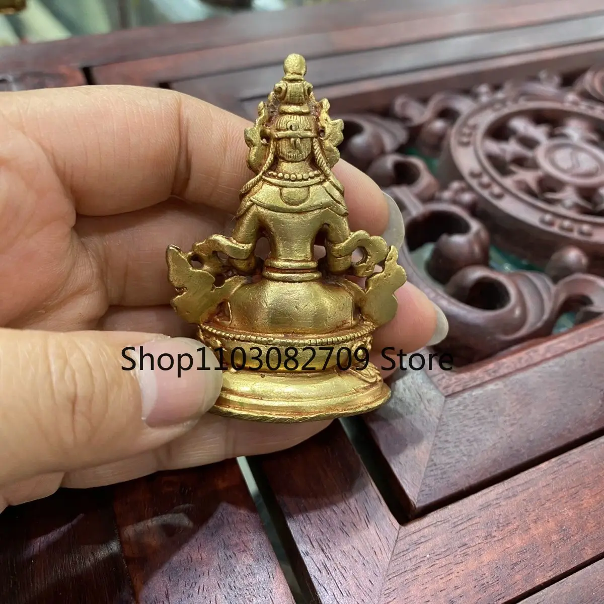 Непал импортировал полностью позолоченную портативную маленькую статую Будды