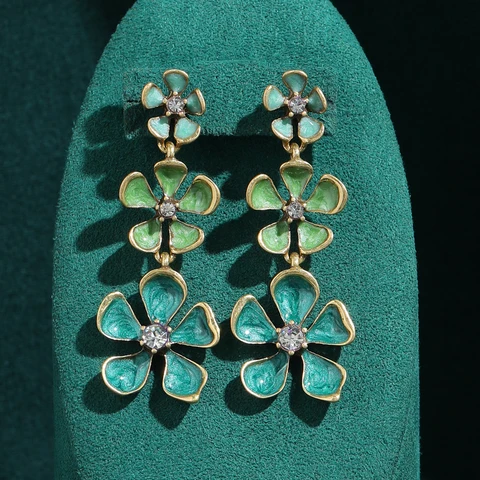 LOVE GREEN LIVE GREEN Серьги-капельки из горного хрусталя