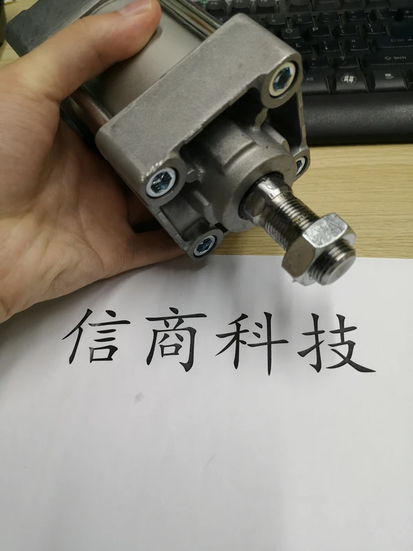 Япония SMC Цилиндр MHZ2-10D