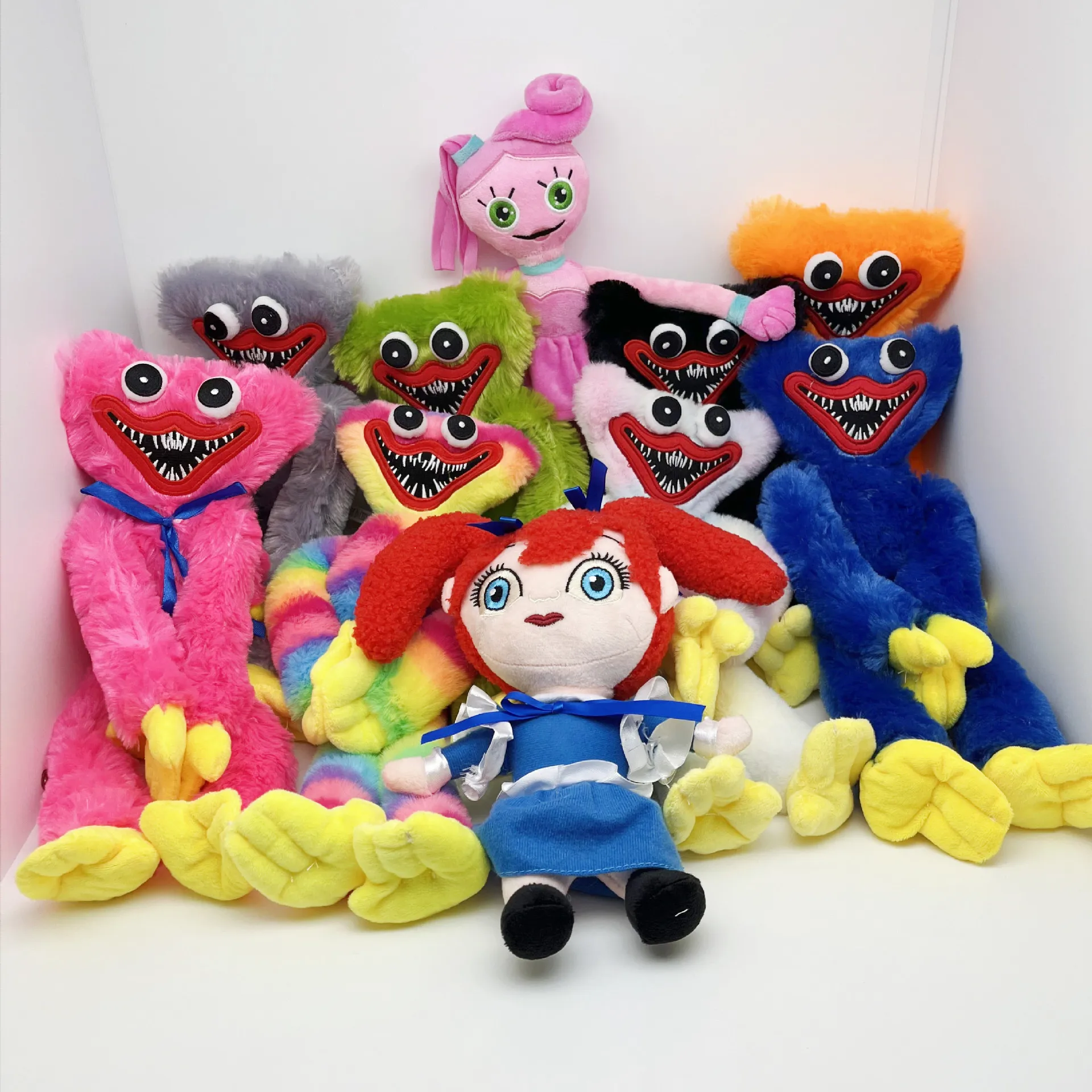 

40 см Huggy Wuggy плюшевая игрушка, мягкая Набивная игрушка с Маком, игровой персонаж, плюшевые игрушки для детей, рождественские подарки для маль...