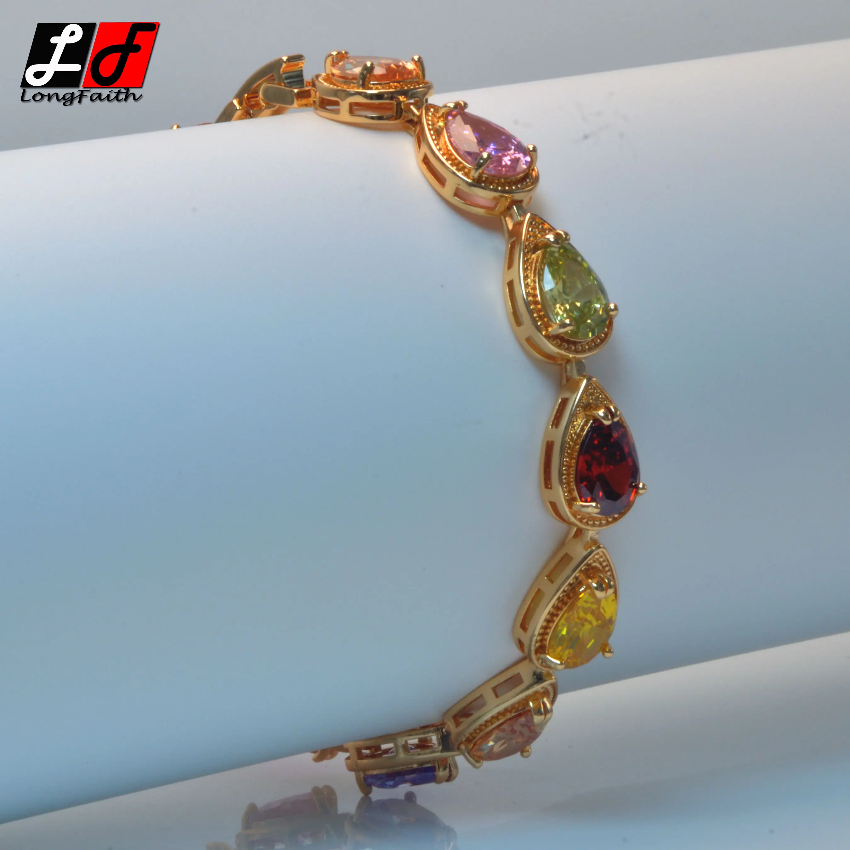 

Retro Water Drop Zirconia Bracelet for Women Eeveryday Jewelry Lovers Gift