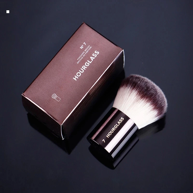 

HOURGLASS N° 7 Finishing Brush Face Setting Foundation Loose Powder Brush Portable Blush Kabuki Brush Beauty Cosmetics Tool