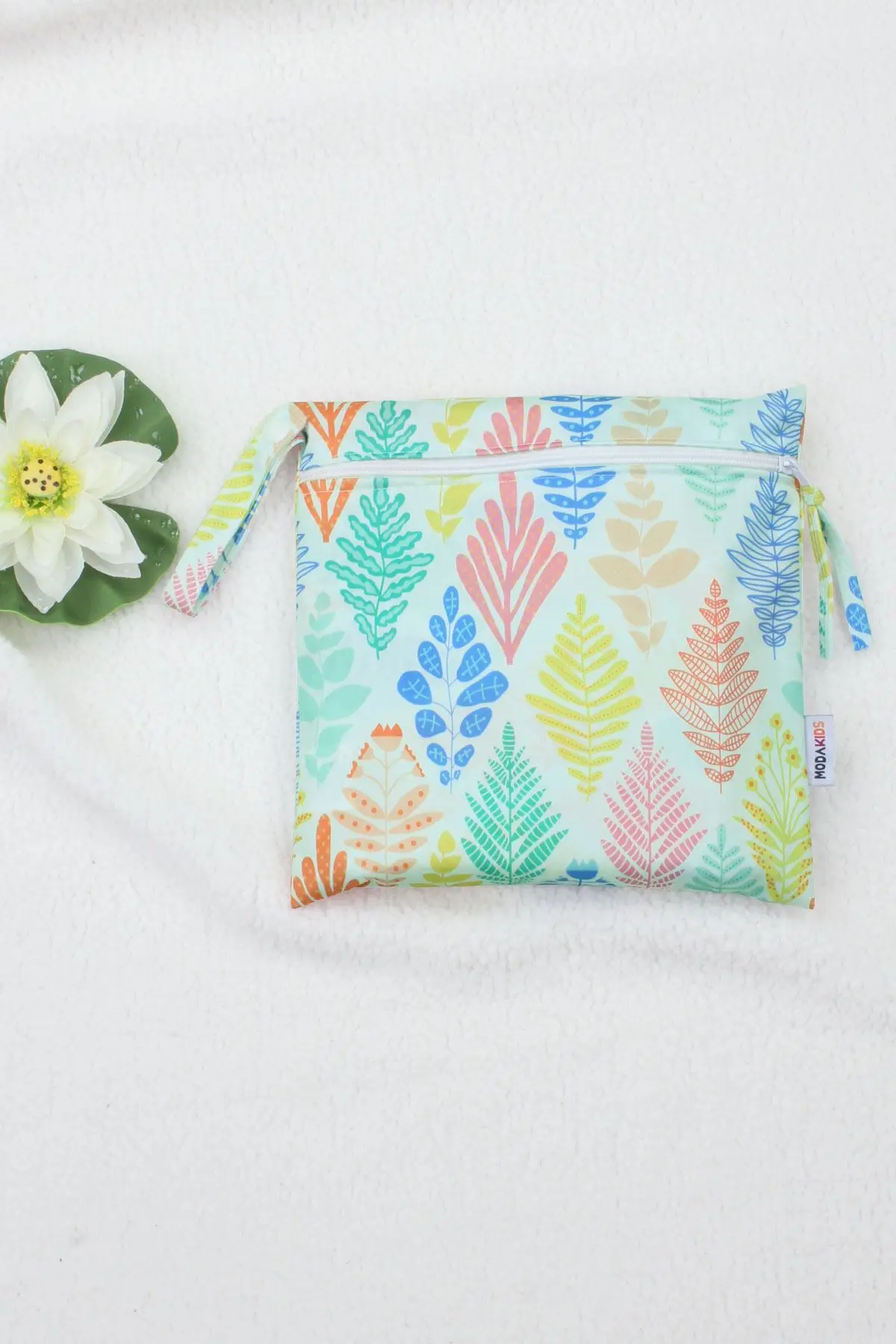 

Liquid Tight Leaf Decorated Multi-Use Organizer Bag