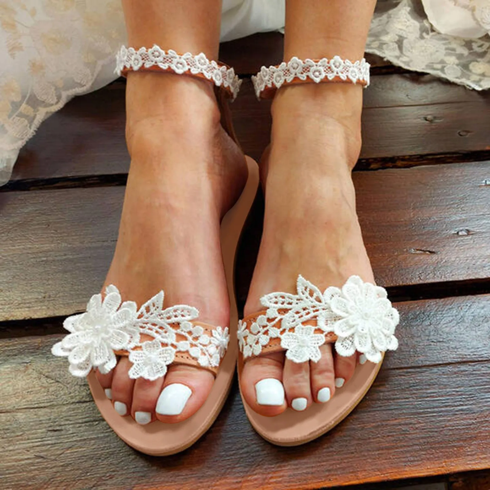 

Сандалии женские на нескользящей подошве, босоножки с цветочным кружевом, пляжная обувь, открытый носок, повседневные шлепанцы, летняя обув...