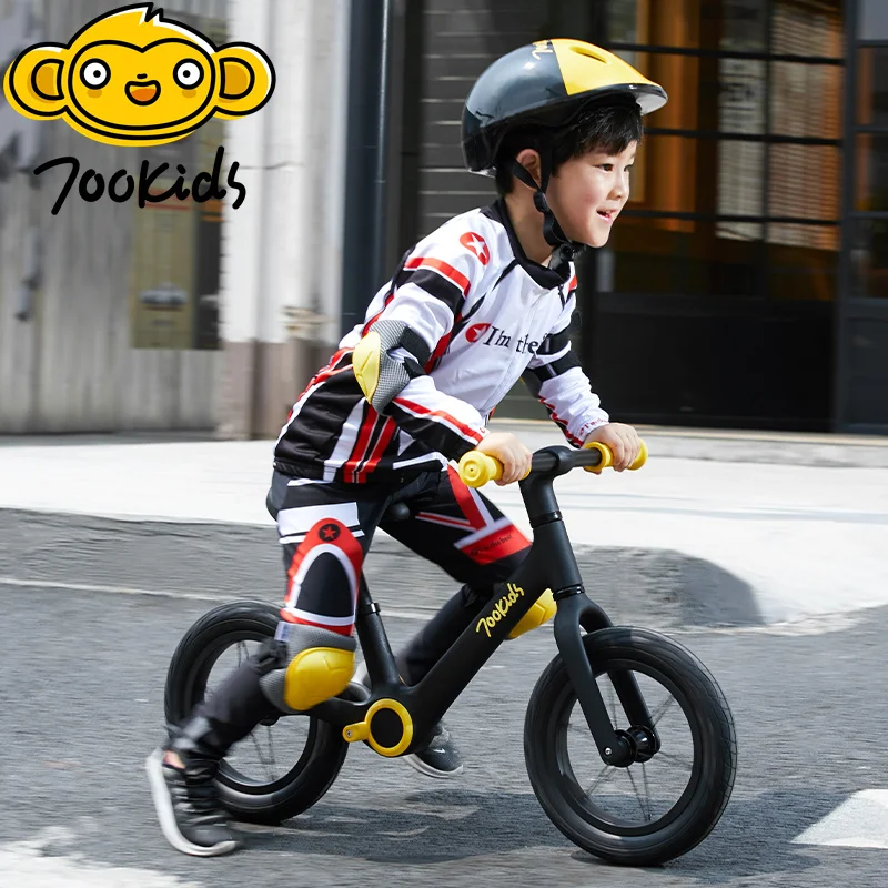 

xiaomi 700Kids Kids helmets knee protectors elbow protectors wrist protectors sports protective equipment adjustable suit