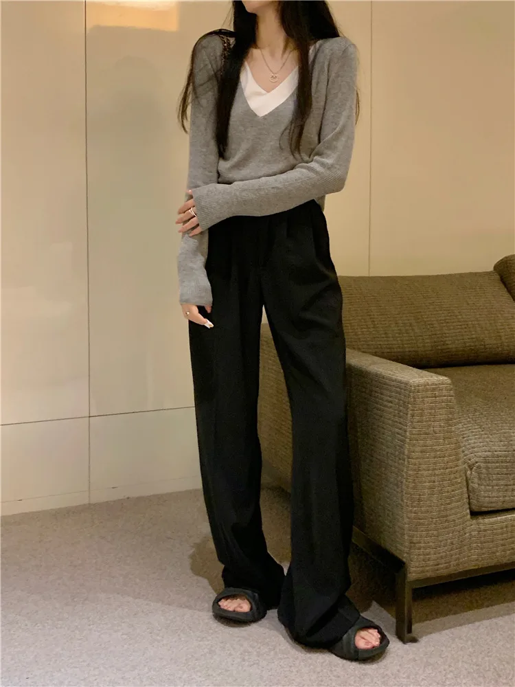 

2022 sweater women's new long-sleeved v-neck black