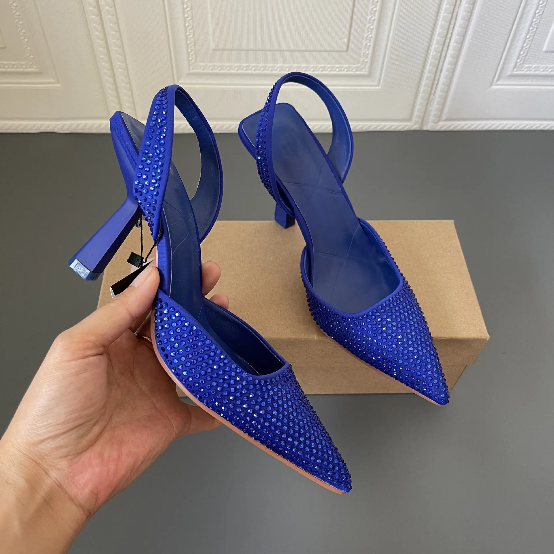 

Sequine High Heels Sexy Women Mules Slingback Sandals Pointed Toe Slip On Sandals Woman Prom Party Shoes Heeled Stiletto Pumps