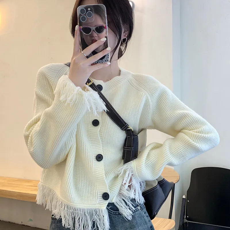 

XUAN Phd New Small Fragrant Fringed Knitted Sweater Jacket Women's Autumn Winter 2023 Round Neck Design Sense Niche Short Top